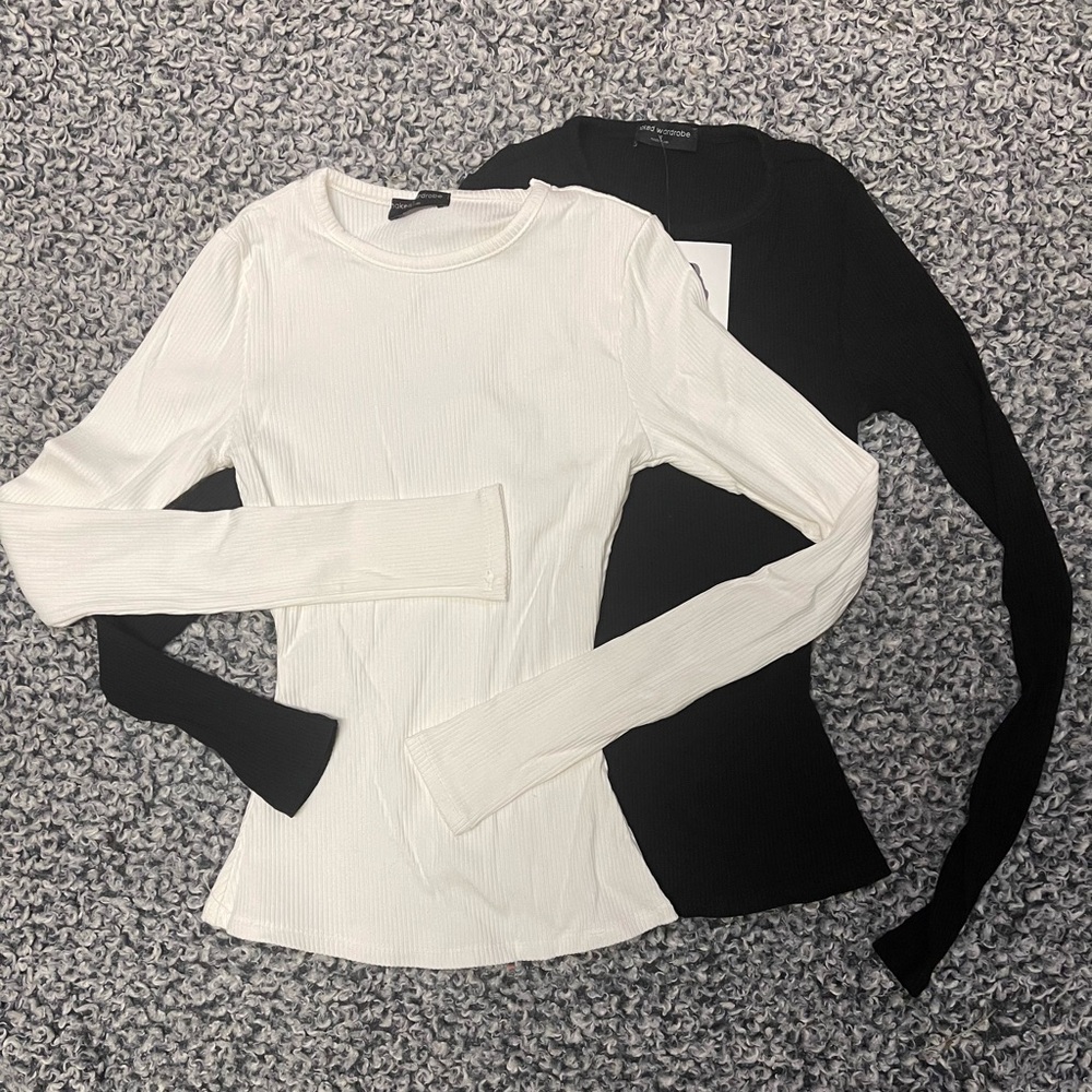 Black and White Long Sleeve Tops
